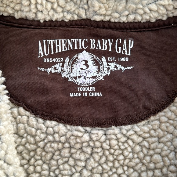 Gap Baby Sherpa zipper jacket size 3 years - Picture 3 of 3